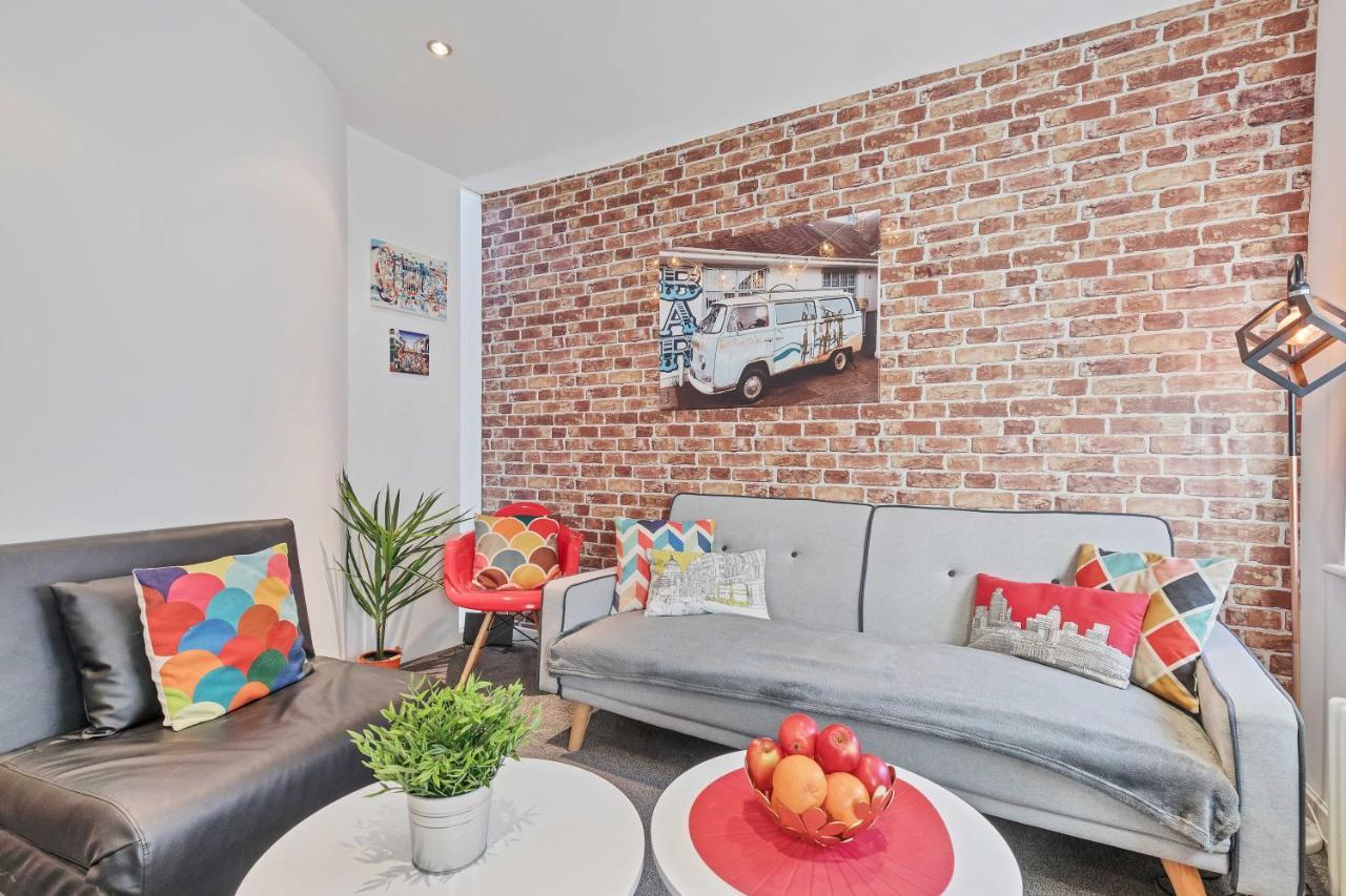 Majestic Mews Apartment With Free Parking - By My Getaways Hove Exteriér fotografie