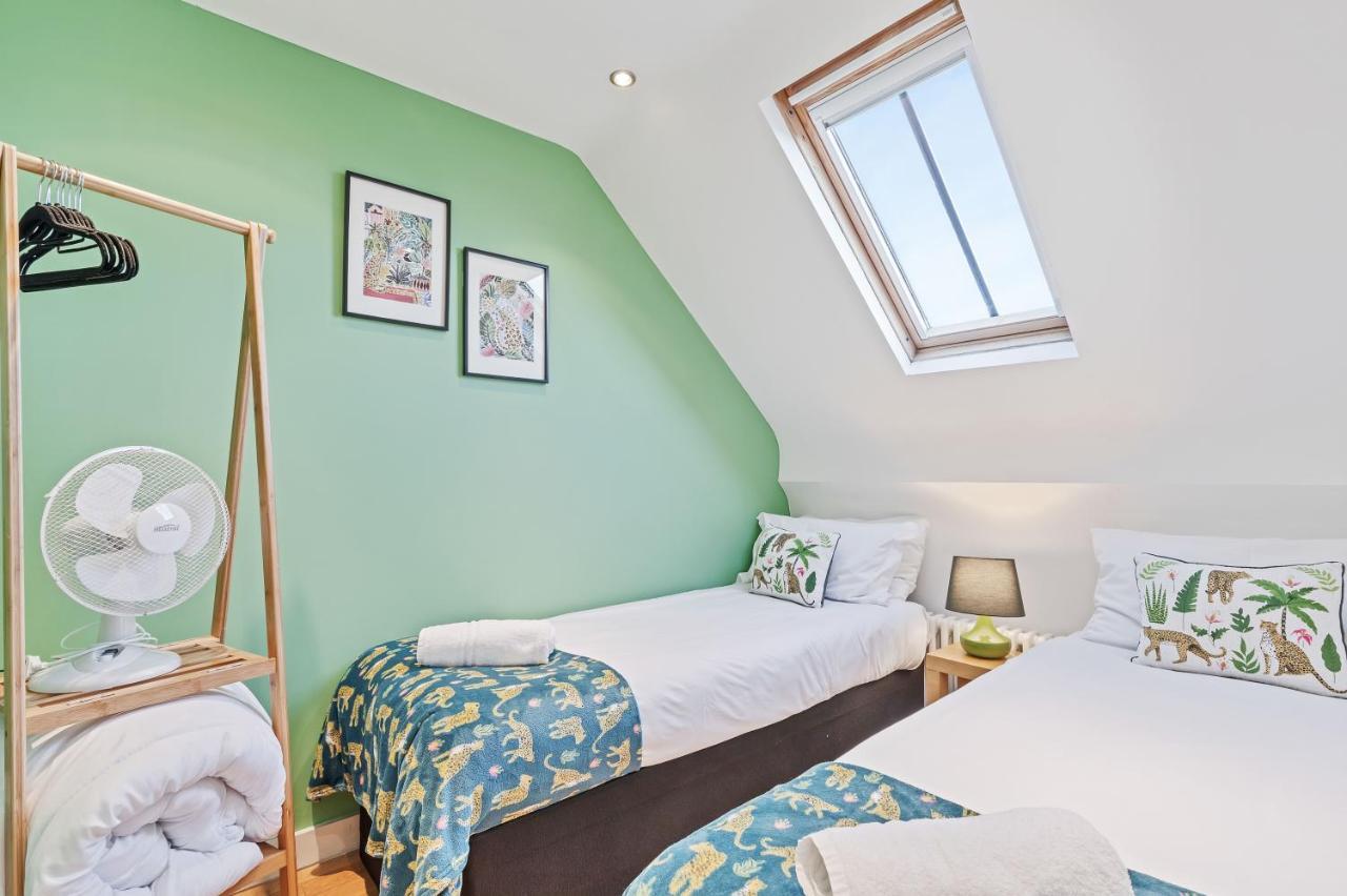 Majestic Mews Apartment With Free Parking - By My Getaways Hove Exteriér fotografie