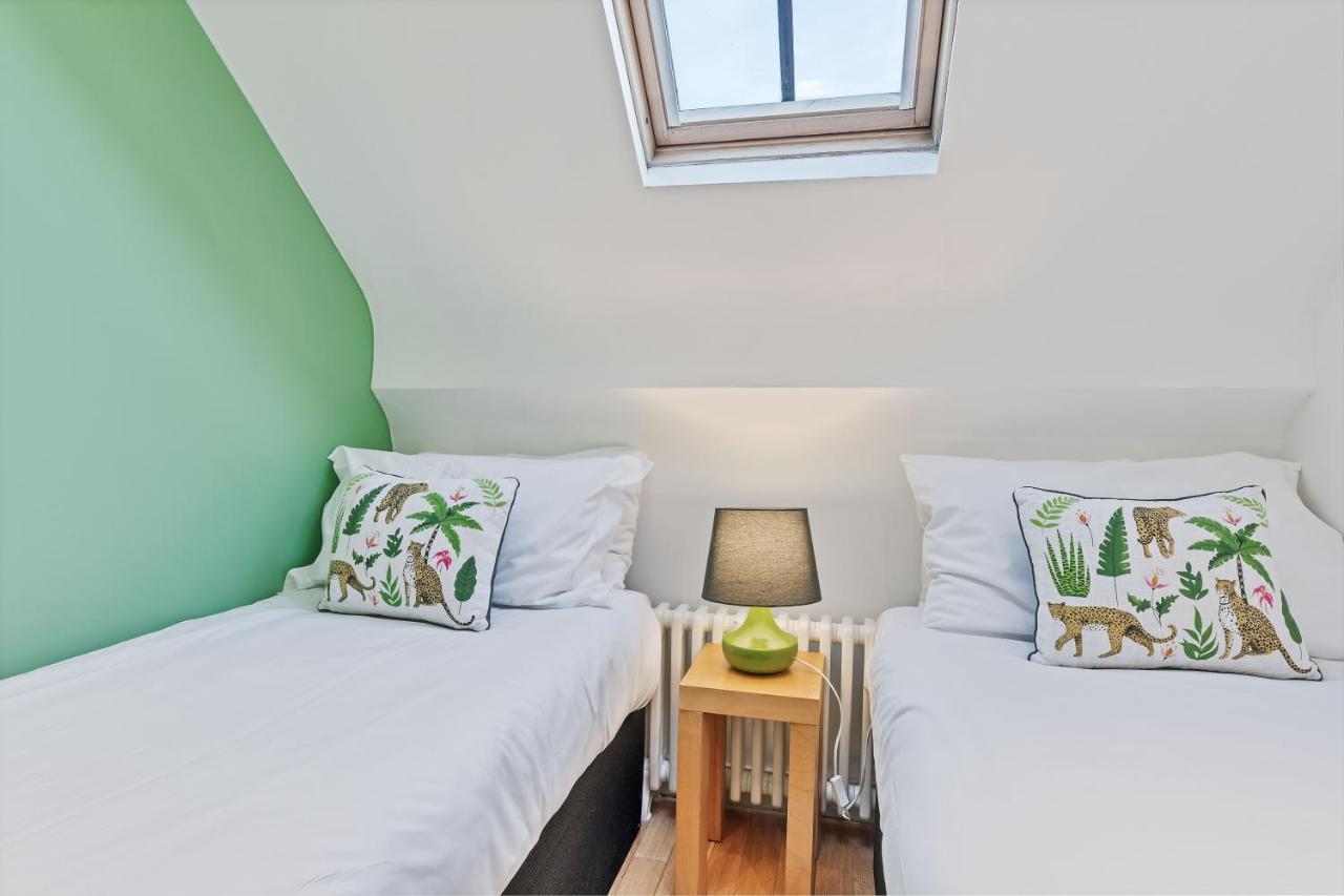 Majestic Mews Apartment With Free Parking - By My Getaways Hove Exteriér fotografie